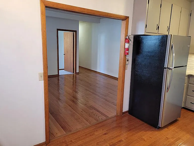 12 N Hanover St #2 — Photo 4