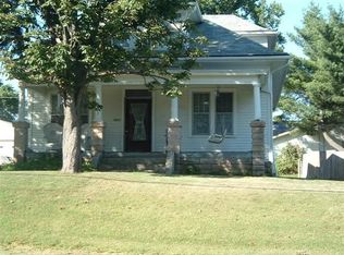 323 Opdyke St, Chester, IL 62233