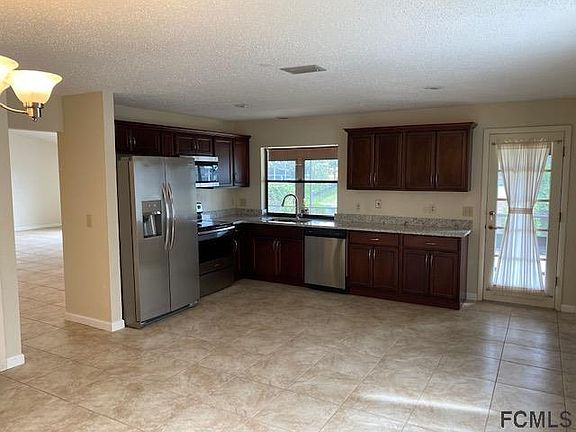 4th image of 3 Clinton Ct S