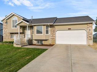 2159 N 1350 W, Clinton, UT 84015