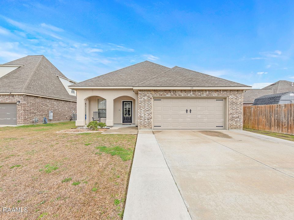 1st image of 321 Valcour Pl