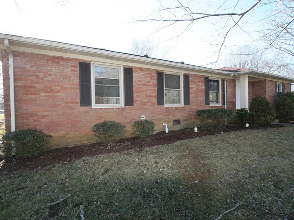 1306 Old Estill Springs Rd, Tullahoma, TN 37388