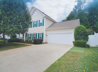 223 Pond View Ln, Fort Mill, SC 29715