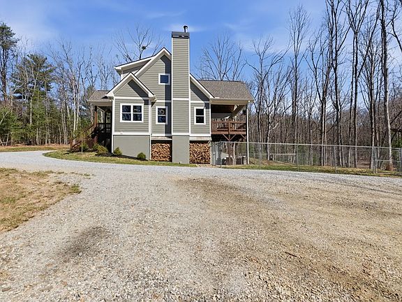 5th image of 753 Pit Rd