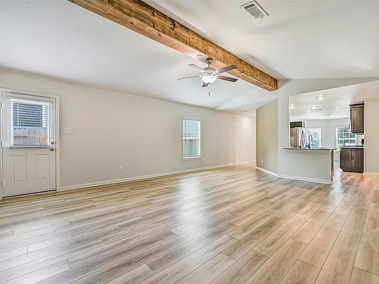 23144 Shakespeare Dr — Photo 3