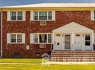 22A Gramercy Gdns, Middlesex, NJ 08846