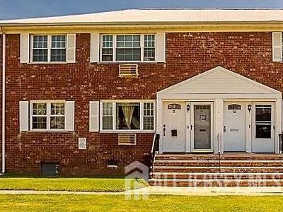 22A Gramercy Gdns, Middlesex, NJ, 08846
