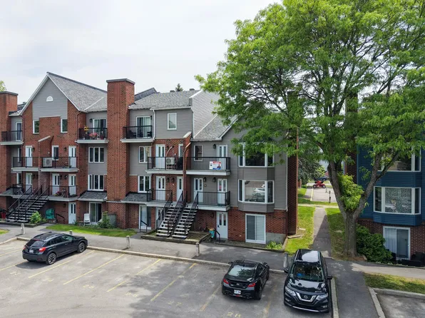 175 Avenue Des Jonquilles #94, Gatineau, QC J9A 2L3