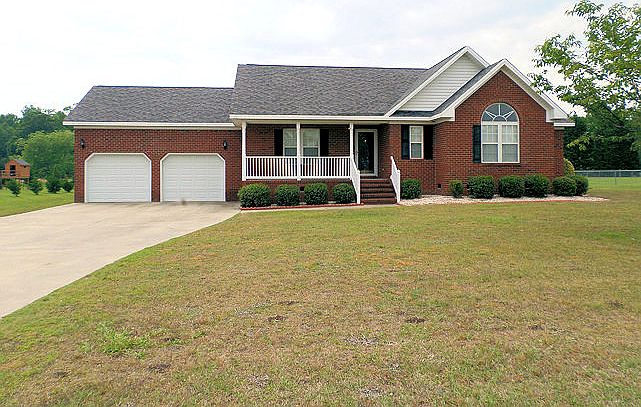 1st image of 105 Hawkins Dr