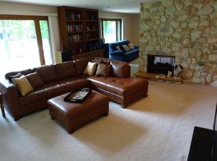 5716 Evarit Dr, Racine, WI 53406