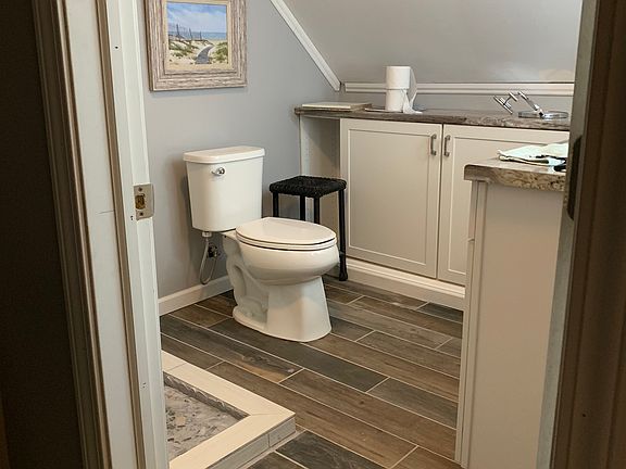 4th image of 59 Arbour Ln