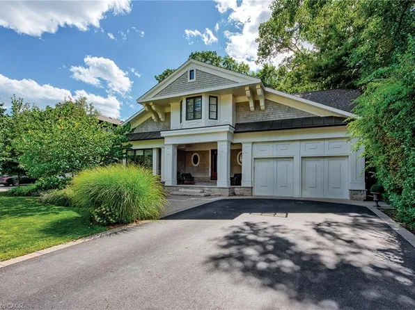 416 Wedgewood Dr, Oakville, ON L6J 4S4