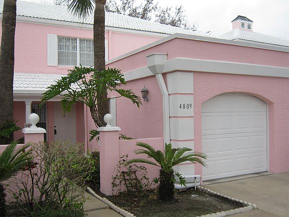 2nd image of 4809 Walden Cir