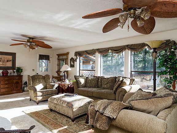 Spacious Living Room