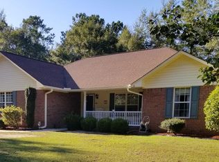 1915 Lakewood Dr, Manning, SC 29102