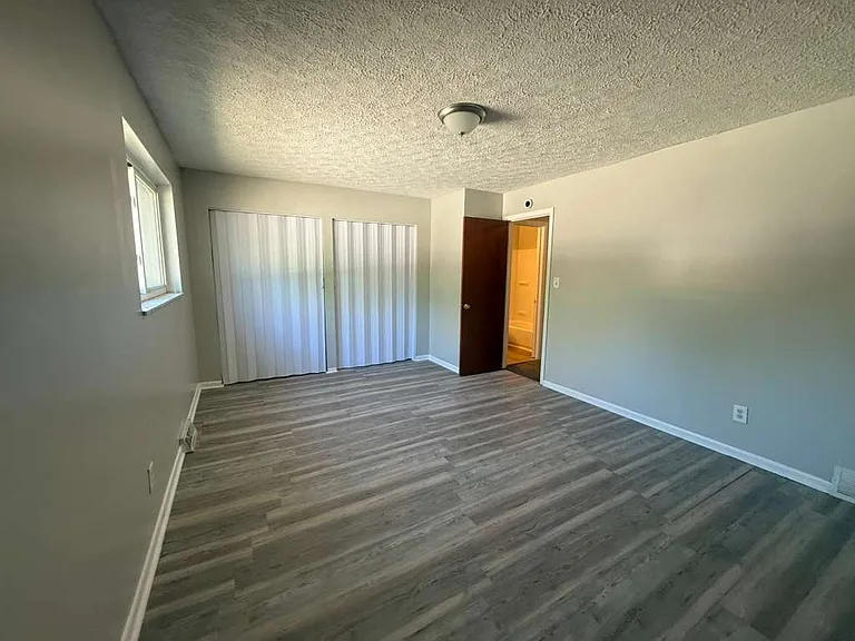 797 Babbitt Rd #20 — Photo 15