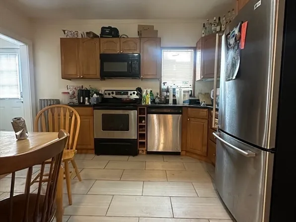 22 Winslow Rd, Brookline, MA 02446