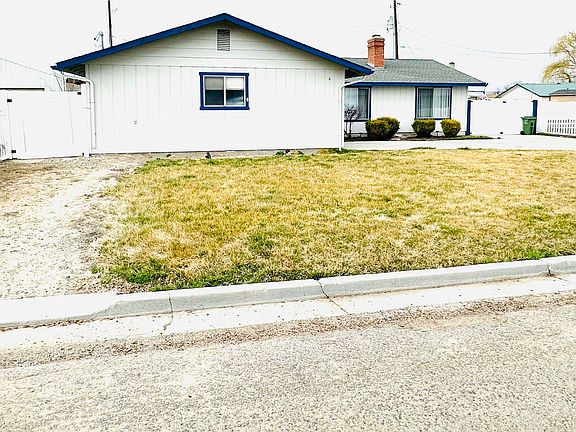 3rd image of 1111 D St W