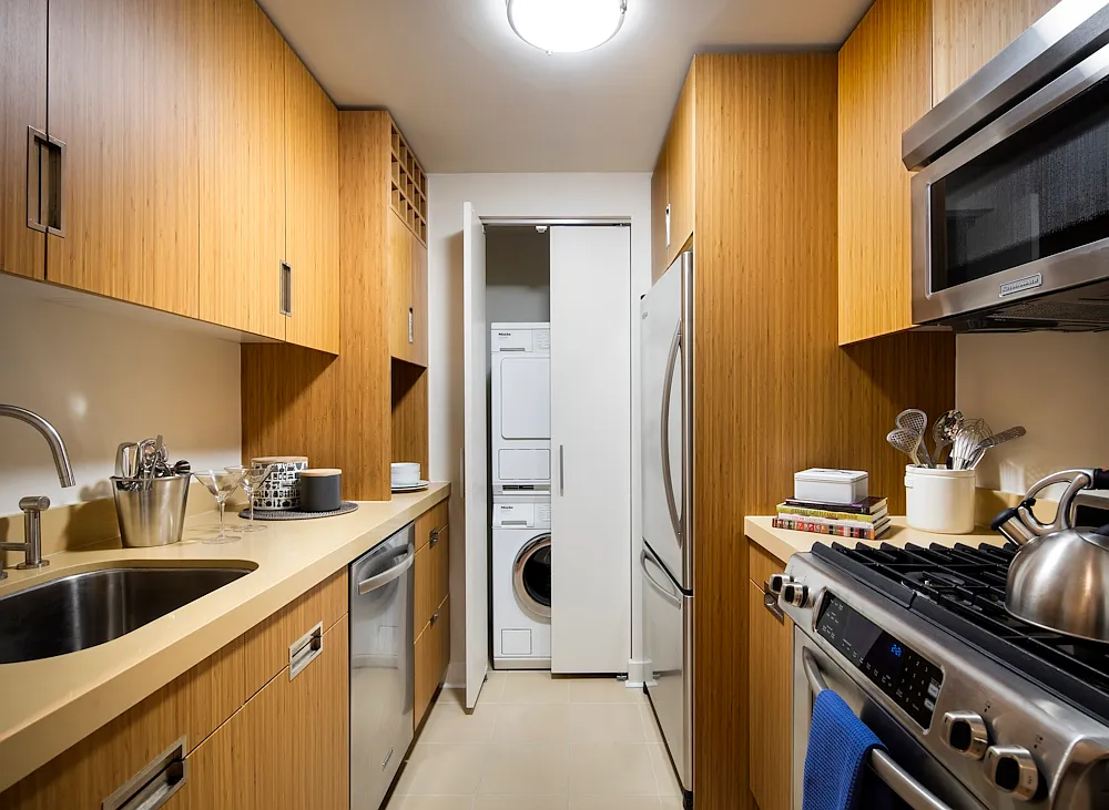 450 West 17th Street — Photo 1