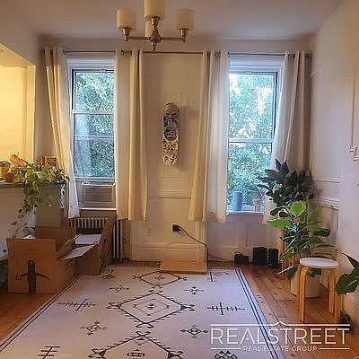 1st image of 254 11th St #3