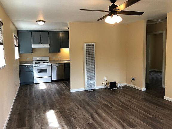 Living & Kitchen