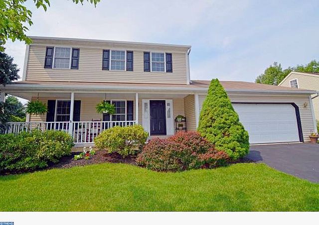 1st image of 137 Shire Ln