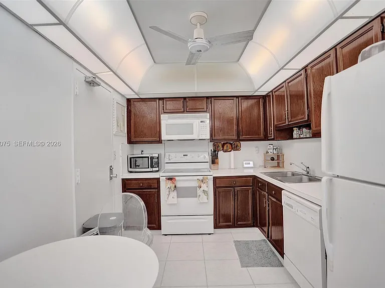 10777 W Sample Rd #718 — Photo 9