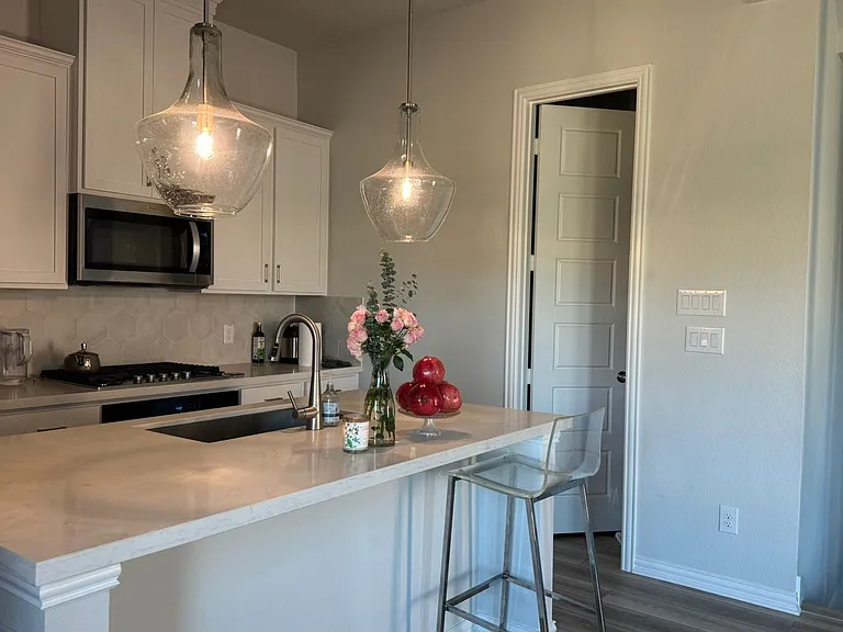 8487 Challenger Ln — Photo 3