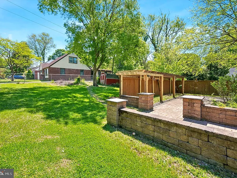 624 Cresson Ln — Photo 23
