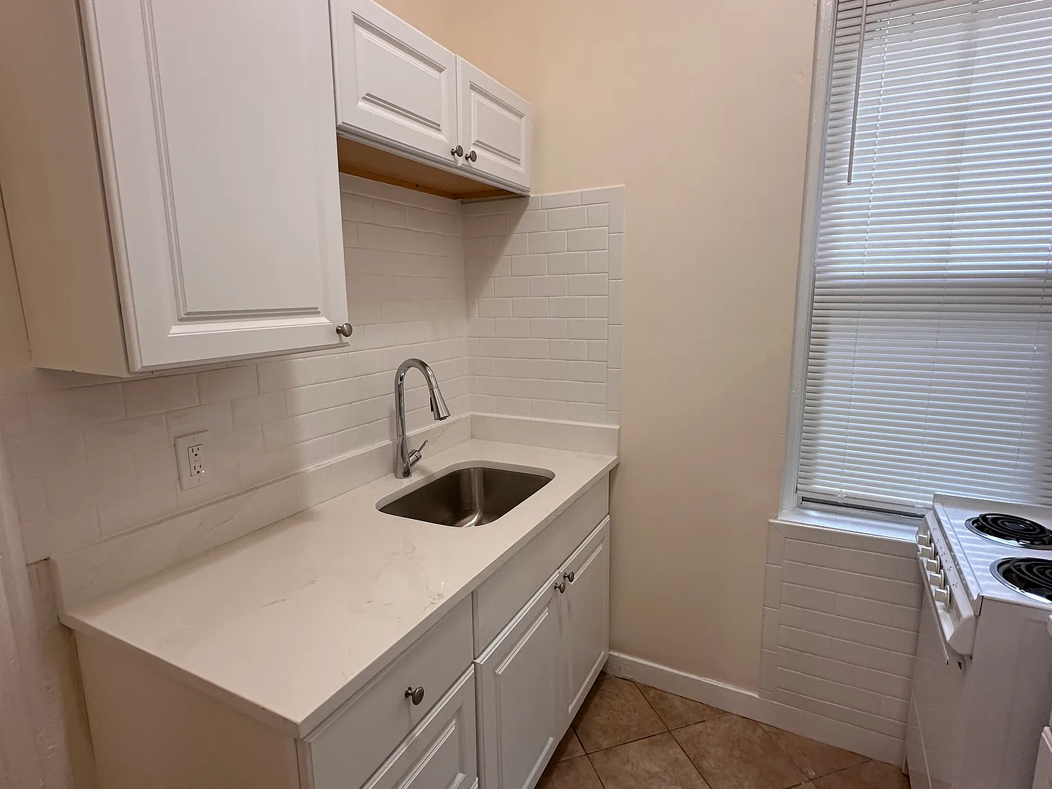 1 bed, 99999 sqft, $2,550 — Photo 2