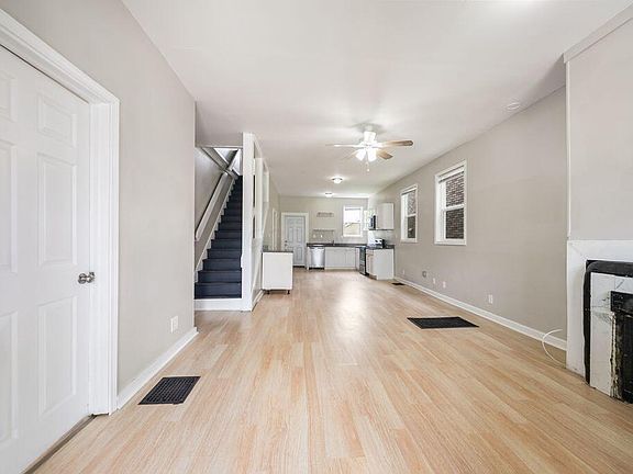 4th image of 661 Siebert St