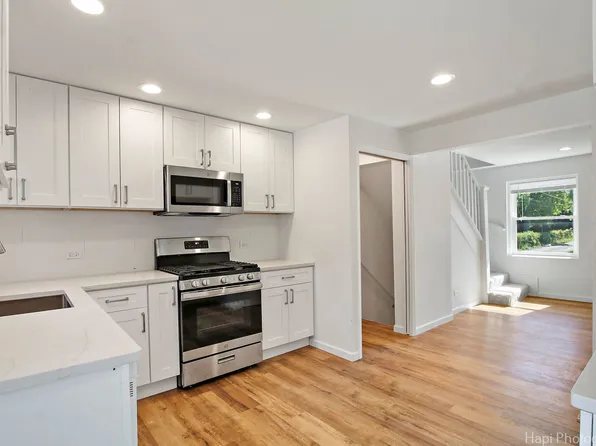 1108 Judge Ave, Waukegan, IL 60085