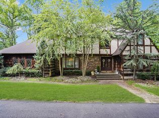 305 Middlesex Ave, Colonia, NJ 07067