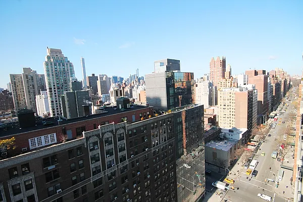 Rented by Corcoran | media 16