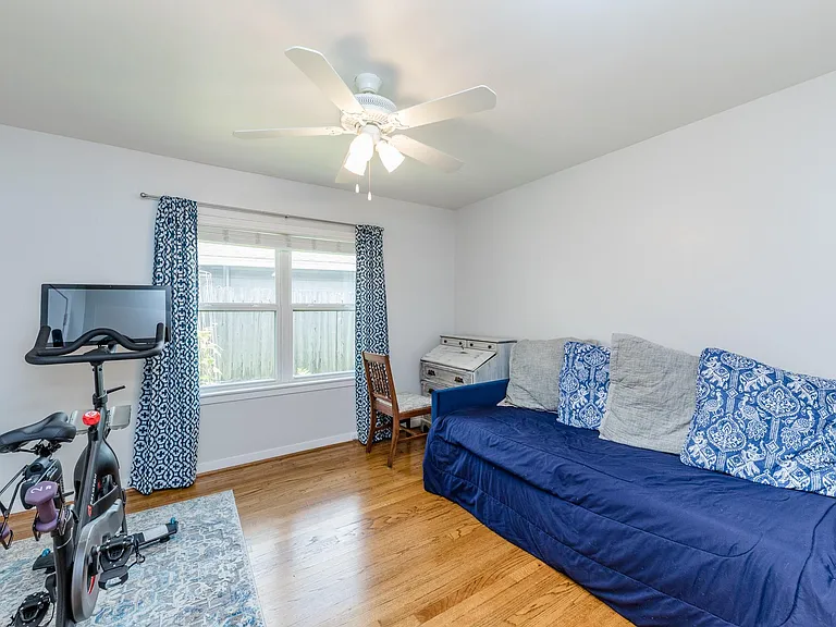 8323 Lorrie Dr — Photo 21
