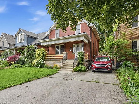 5th image of 24 Cliff Ave
