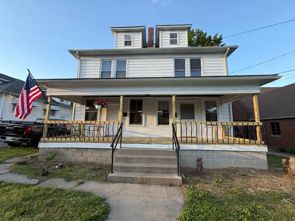 2017 19th St, Parkersburg, WV 26101