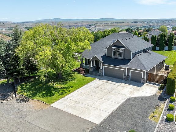 3rd image of 2726 Katie Rd