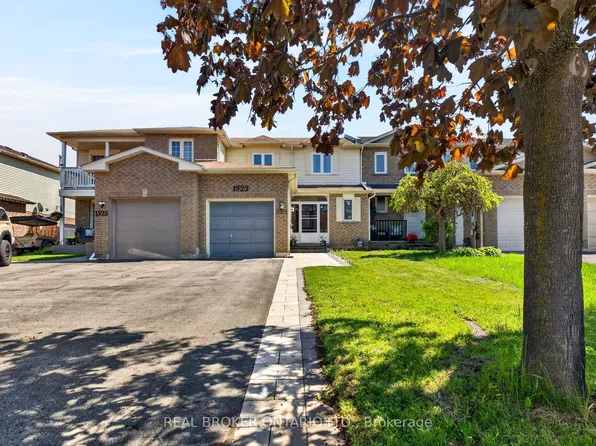 1523 Bentley Ln, Pickering, ON L1X 2M6