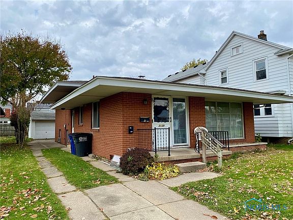 2nd image of 3139 Meadowbrook Ct