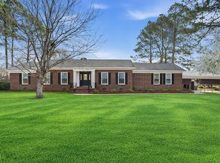 1200 Meadowlark Rd, Dunn, NC 28334