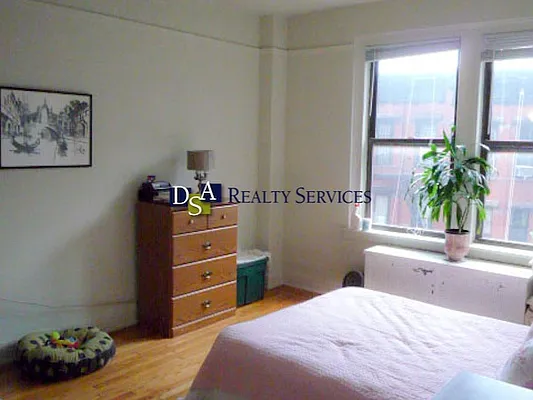 Rented by DSA Realty | media 14