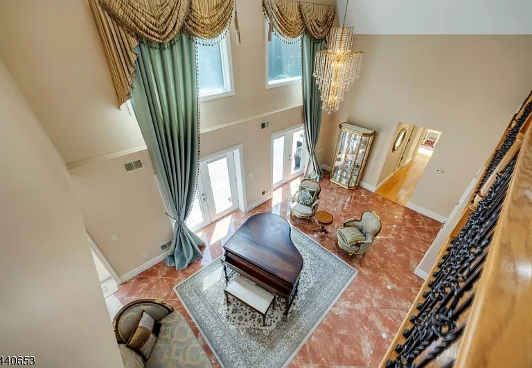 252 Mabel Pl — Photo 26