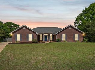 1445 Hunters Ct N, Mobile, AL 36608