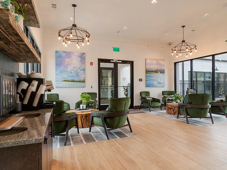 Treesort Luxury Living — Photo 21