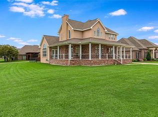 304 Mistletoe Dr, Norco, LA 70079