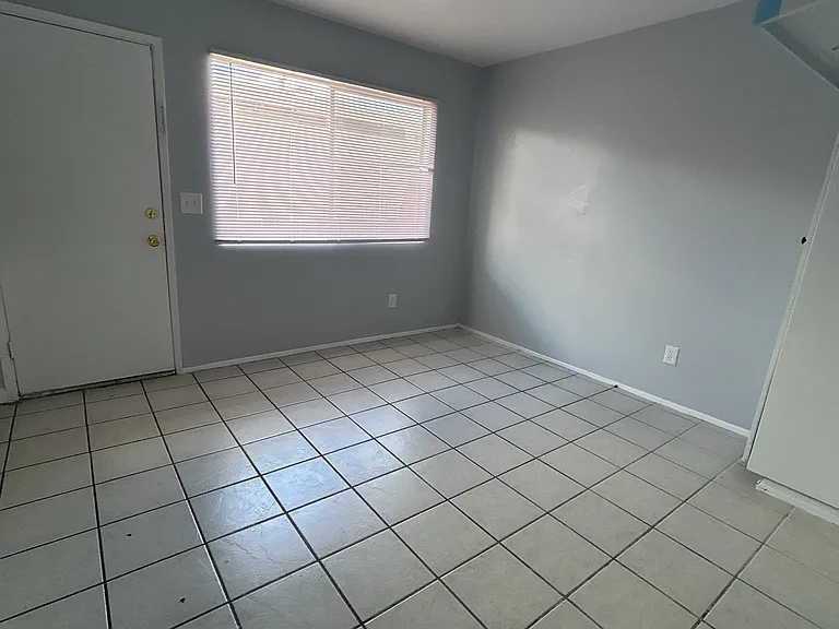 13450 Edgemont St #2 — Photo 8