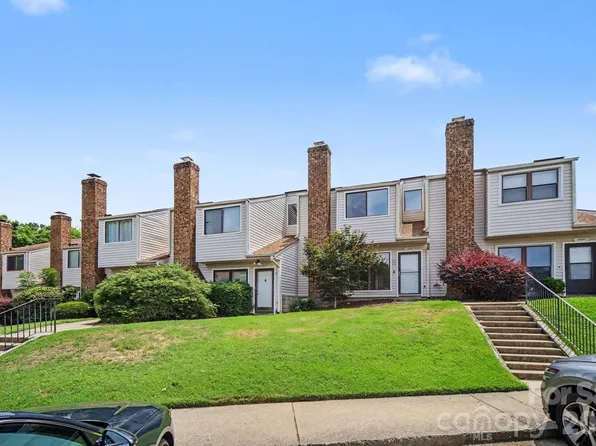 11009 Carmel Crossing Rd, Charlotte, NC 28226
