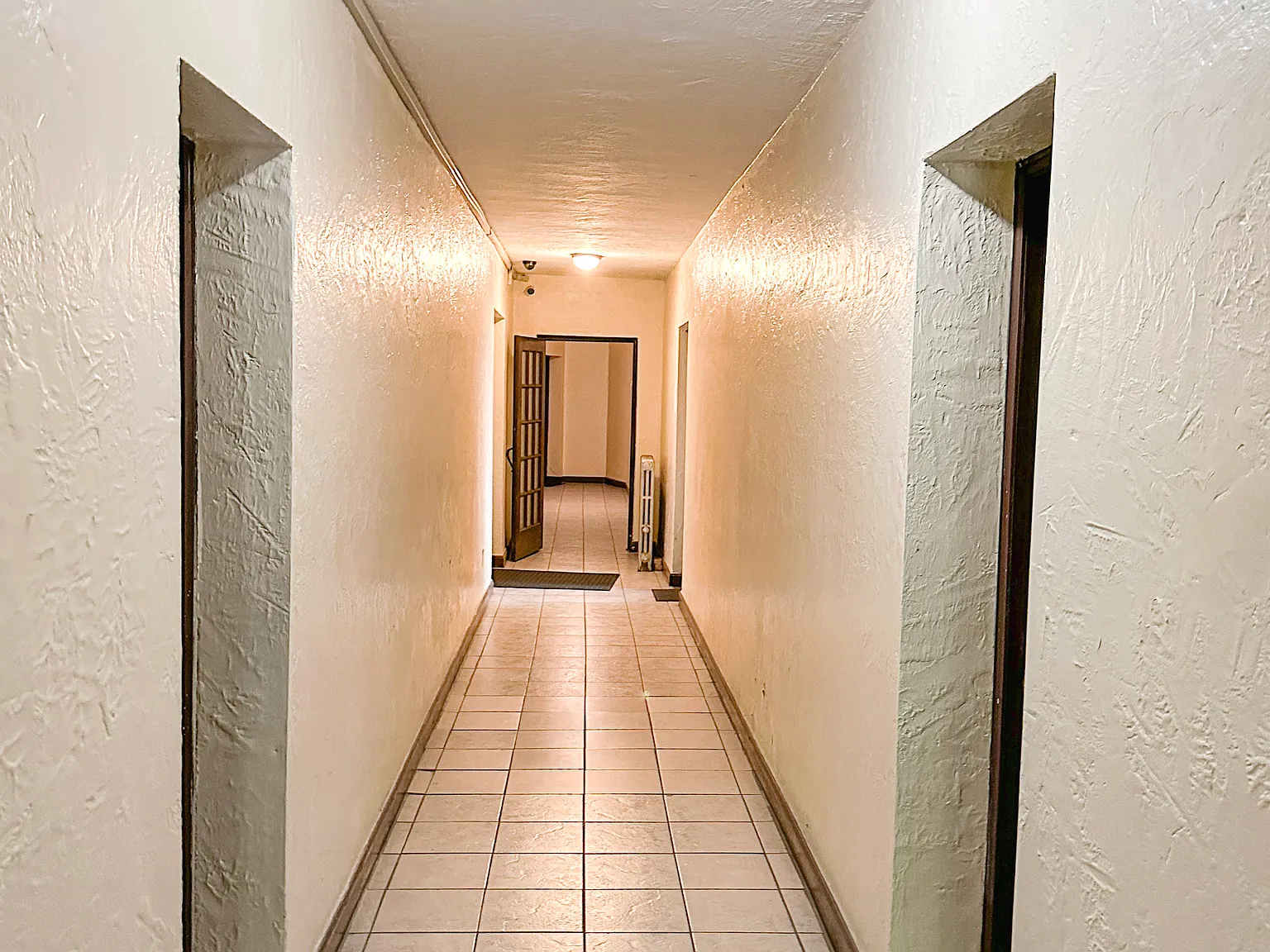 1 bed, 700 sqft, $920 — Photo 3