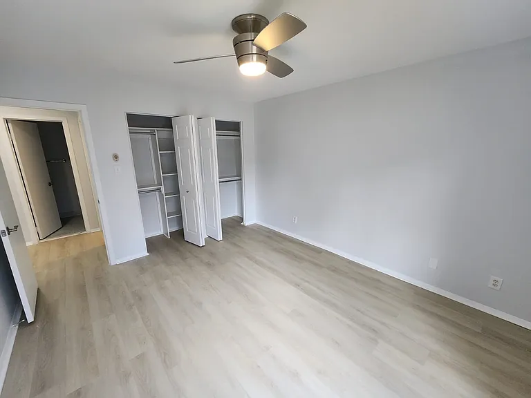 11319 Commonwealth Dr #102 — Photo 27